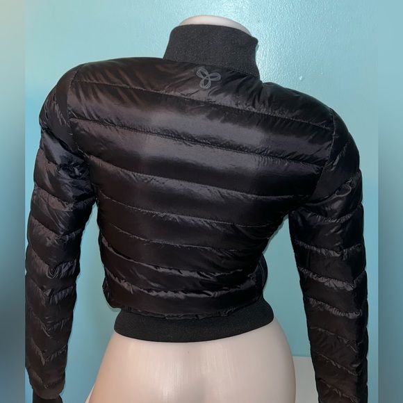 TNA Chalet Super Light Puffer Coat - Picture 3 of 4